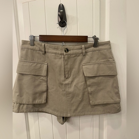 Elodie Pants - Elodie Khaki Cargo Mini Skort Size L Utility Pockets